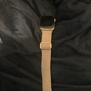 Apple Watch Series 5 44mm rose gold with elastic rose gold band